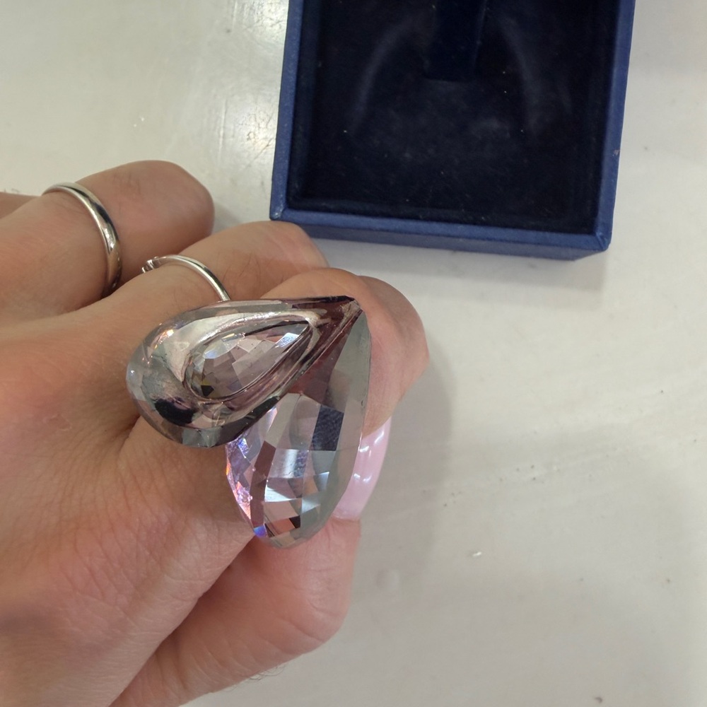 Swarovski Pink-Lilac Heart Crystal Ring - Picture 2 of 3